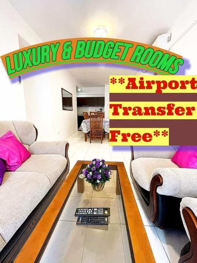 Qiqi Airport Villa Katunayaka Exteriör bild