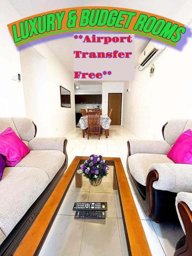 Qiqi Airport Villa Katunayaka Exteriör bild